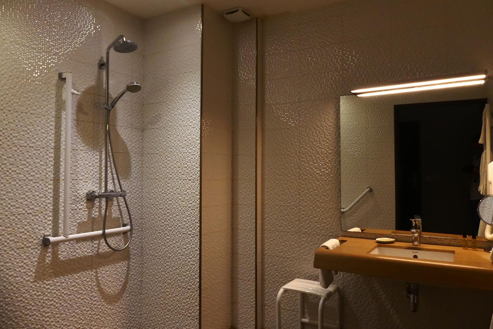 Contact Hotel Le Provencal Bordeaux Lac Ngoại thất bức ảnh